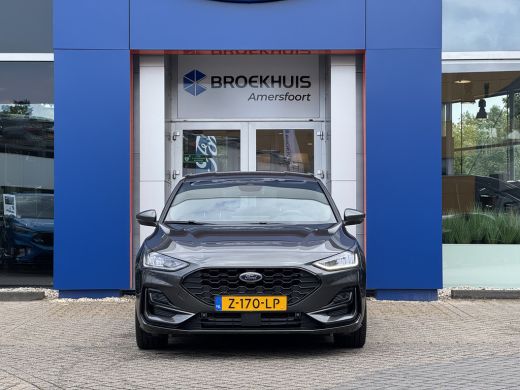Ford Focus 1.0 EcoBoost Hybrid ST Line X | Winterpakket | Navi | Keyless entry+start | 18'' | Full-LED | App... ActivLease financial lease