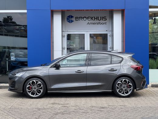 Ford Focus 1.0 EcoBoost Hybrid ST Line X | Winterpakket | Navi | Keyless entry+start | 18'' | Full-LED | App... ActivLease financial lease