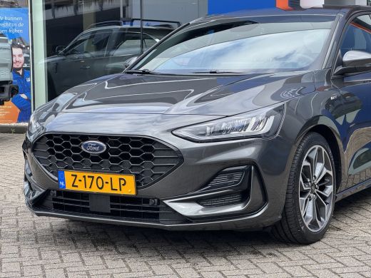 Ford Focus 1.0 EcoBoost Hybrid ST Line X | Winterpakket | Navi | Keyless entry+start | 18'' | Full-LED | App... ActivLease financial lease