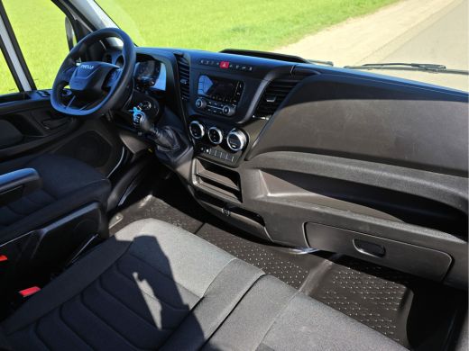 Iveco Daily 35S14V 2.3 352L H2 - 140 Pk - Euro 6 - Airco - Cruise Control ActivLease financial lease