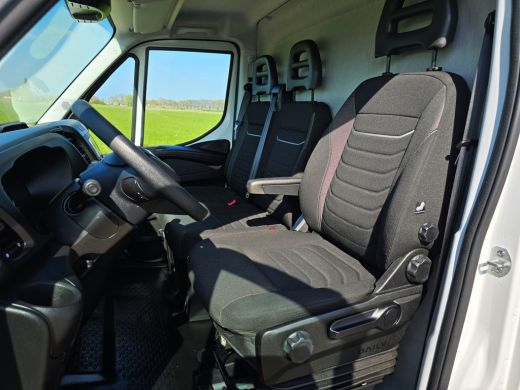 Iveco Daily 35S14V 2.3 352L H2 - 140 Pk - Euro 6 - Airco - Cruise Control ActivLease financial lease