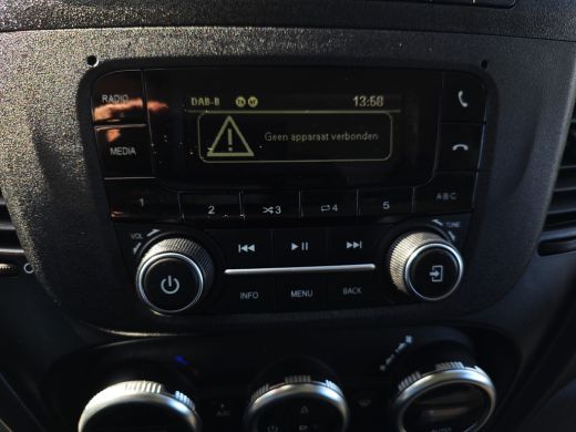 Iveco Daily 35S14V 2.3 352L H2 - 140 Pk - Euro 6 - Airco - Cruise Control ActivLease financial lease