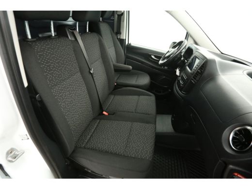 Mercedes Vito 114 CDI Lang Automaat Airco Camera Carplay Cruise Navigatie 3 Persoons 18"LMV Stoelverw. Achterkl... ActivLease financial lease