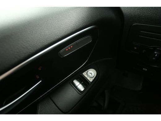 Mercedes Vito 114 CDI Lang Automaat Airco Camera Carplay Cruise Navigatie 3 Persoons 18"LMV Stoelverw. Achterkl... ActivLease financial lease