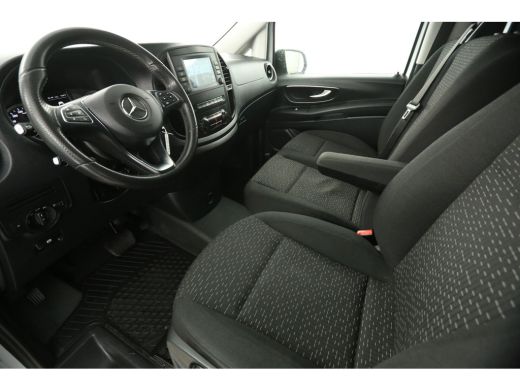 Mercedes Vito 114 CDI Lang Automaat Airco Camera Carplay Cruise Navigatie 3 Persoons 18"LMV Stoelverw. Achterkl... ActivLease financial lease