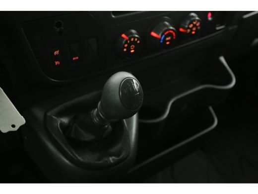 Opel Movano 2.3 CDTI L2H2 Airco Cruise Trekhaak Parkeersensoren 3 Persoons Elektrpakket ActivLease financial lease