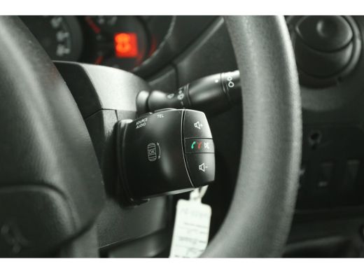 Opel Movano 2.3 CDTI L2H2 Airco Cruise Trekhaak Parkeersensoren 3 Persoons Elektrpakket ActivLease financial lease