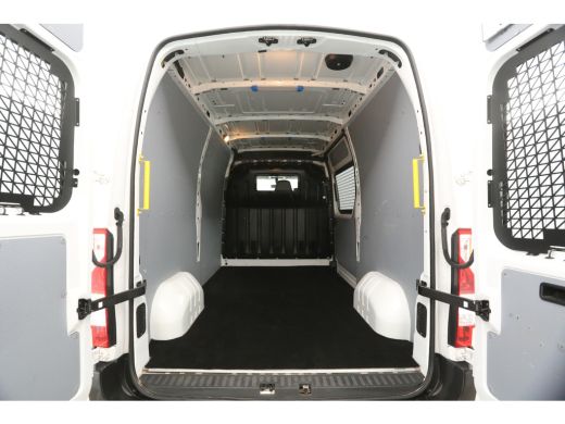 Opel Movano 2.3 CDTI L2H2 Airco Cruise Trekhaak Parkeersensoren 3 Persoons Elektrpakket ActivLease financial lease