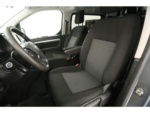 Opel Vivaro 2.0 CDTI L3H1 | Dubbele Cabine | 5 Persoons | 360Camera Airco Carplay Cruise Trekhaak Navi PDC ActivLease financial lease