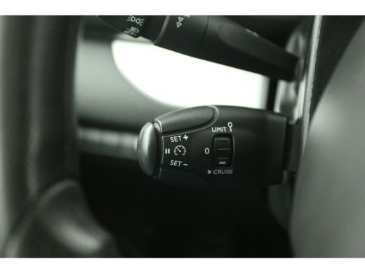 Opel Vivaro 2.0 CDTI L3H1 | Dubbele Cabine | 5 Persoons | 360Camera Airco Carplay Cruise Trekhaak Navi PDC ActivLease financial lease