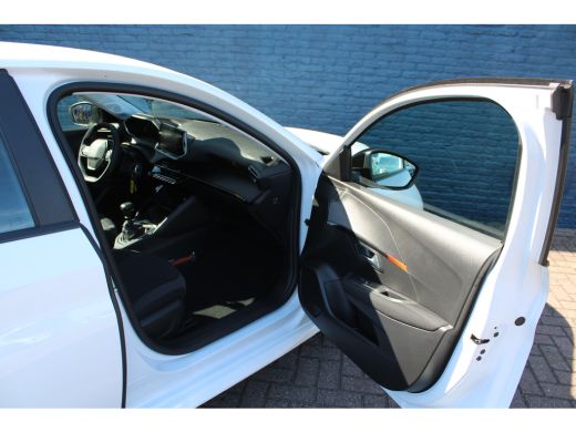 Peugeot 208 1.2 PureTech Active Pack | Navigatie | Parkeersensoren | Lichtmetaal | Apple carplay | Bluetooth | ActivLease financial lease