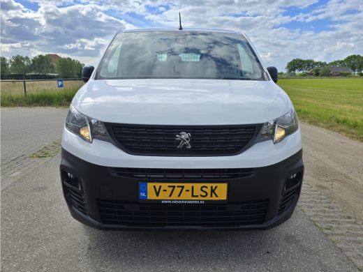 Peugeot Partner 1.2 PureTech Premium BENZINE - 110 Pk - Euro 6 - Airco -Cruise Control ActivLease financial lease