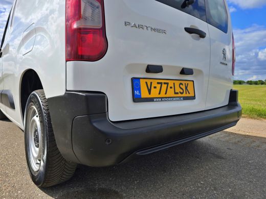 Peugeot Partner 1.2 PureTech Premium BENZINE - 110 Pk - Euro 6 - Airco -Cruise Control ActivLease financial lease