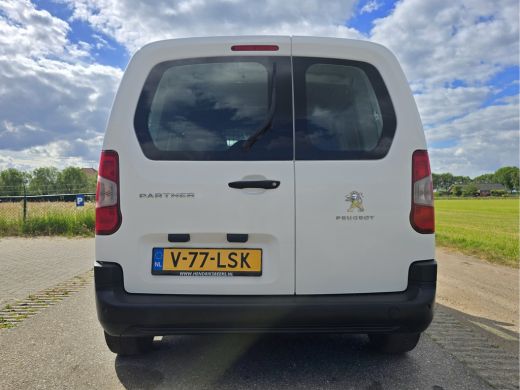 Peugeot Partner 1.2 PureTech Premium BENZINE - 110 Pk - Euro 6 - Airco -Cruise Control ActivLease financial lease