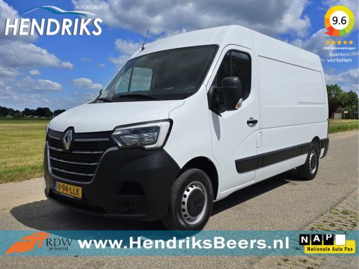 Renault Master T33 2.3 dCi 135 L2 H2 Comfort - 135 Pk - Euro 6 - Navi - Airco - Cruise Control Renault Master T33 2.3 dCi 135 L2 H2 Comfort - 135 Pk - Euro 6 - Navi - Airco - Cruise Control