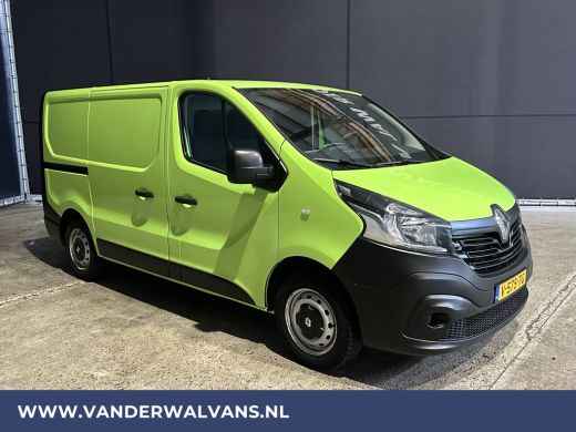 Renault Trafic 1.6 dCi L1H1 Euro6 Airco | Navigatie | Cruisecontrol | Trekhaak | Parkeersensoren Bijrijdersbank ActivLease financial lease