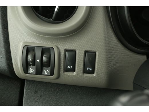 Renault Trafic 1.6 dCi T29 L1H1 Airco Cruise Navigatie Trekhaak 17"LMV PDC 3 Persoons ActivLease financial lease