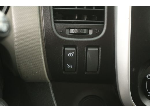 Renault Trafic 1.6 dCi T29 L1H1 Airco Cruise Navigatie Trekhaak 17"LMV PDC 3 Persoons ActivLease financial lease