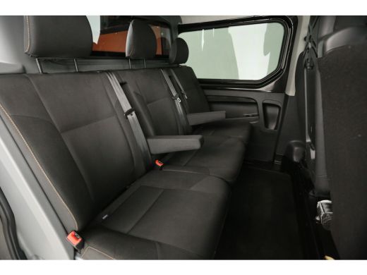Renault Trafic 1.6 dCi T29 L2H1 | Dubbele Cabine |  6 Persoons | Airco Cruise Navigatie PDC Trekhaak 18"LMV ActivLease financial lease