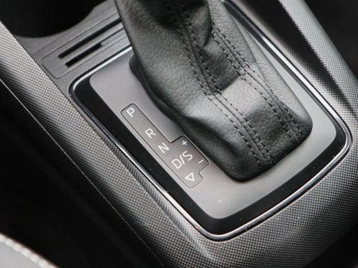 Skoda Fabia Combi 1.0 TSi Automaat Ambition | Cruise Control | CarPlay | Navigatie | Bluetooth | 15 Inch | 62... ActivLease financial lease