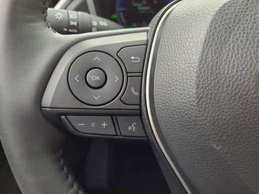 Toyota Corolla Cross Hybrid 200 Style | Apple CarPlay | Parkeersensoren | Stuurverwarming | Elektr. klep | Rijklaarpri... ActivLease financial lease