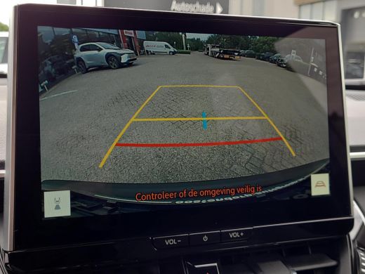 Toyota Corolla Cross Hybrid 200 Style | Apple CarPlay | Parkeersensoren | Stuurverwarming | Elektr. klep | Rijklaarpri... ActivLease financial lease