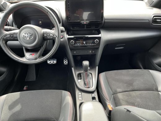 Toyota Yaris Cross 1.5 Hybrid GR Sport | All-in prijs | Automaat | Apple/ android auto | Blind spot ActivLease financial lease