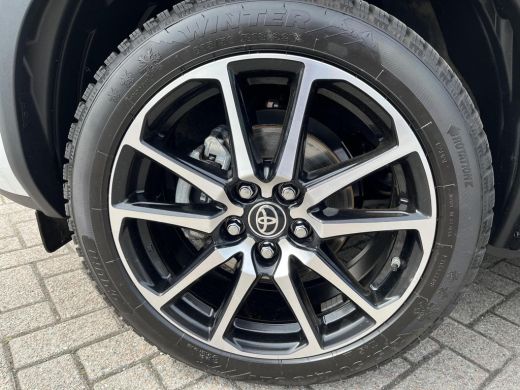Toyota Yaris Cross 1.5 Hybrid GR Sport | All-in prijs | Automaat | Apple/ android auto | Blind spot ActivLease financial lease