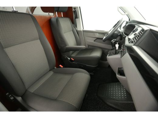 Volkswagen Transporter 2.0 TDI L2H1 150PK DSG Automaat Airco Cruise Carplay Navigatie PDC Elektrpakket ActivLease financial lease
