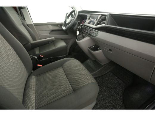 Volkswagen Transporter 2.0 TDI L2H1 150PK DSG Automaat Airco Cruise Carplay Navigatie PDC Elektrpakket ActivLease financial lease
