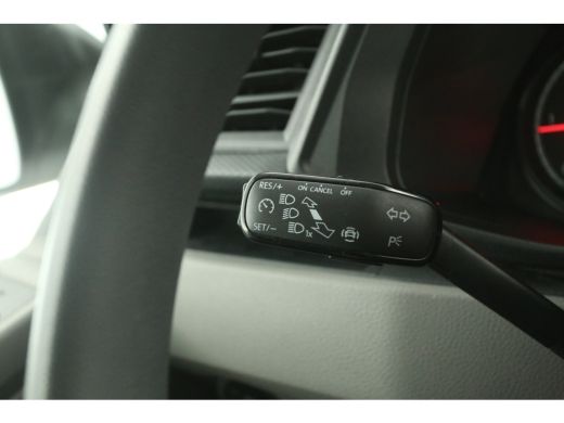 Volkswagen Transporter 2.0 TDI L2H1 Airco Cruise Carplay 2xSchuifdeur Navigatie PDC 3 Persoons Elektrpakket ActivLease financial lease