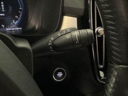 Volvo  XC40 T5 Recharge Business Pro | Apple Carplay/Android Auto|telefoonintegratie premium | DAB ontvanger ... ActivLease financial lease