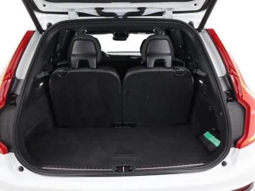 Volvo  XC90 2.0 T8 RECHARGE 390 PK R-DESIGN 7-PERS. + WEGKL. TREKHAAK | STUURVERW. | APPLE CARPLAY ActivLease financial lease