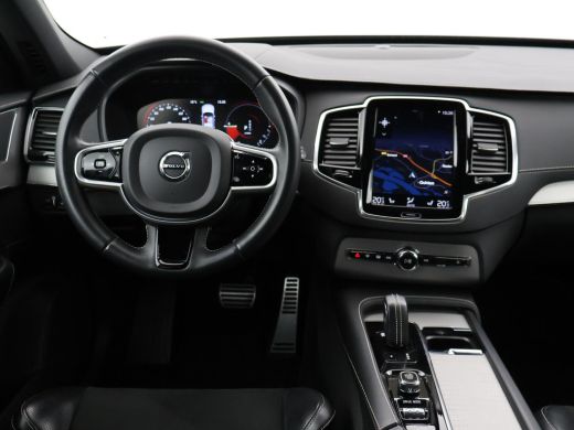 Volvo  XC90 2.0 T8 RECHARGE 390 PK R-DESIGN 7-PERS. + WEGKL. TREKHAAK | STUURVERW. | APPLE CARPLAY ActivLease financial lease