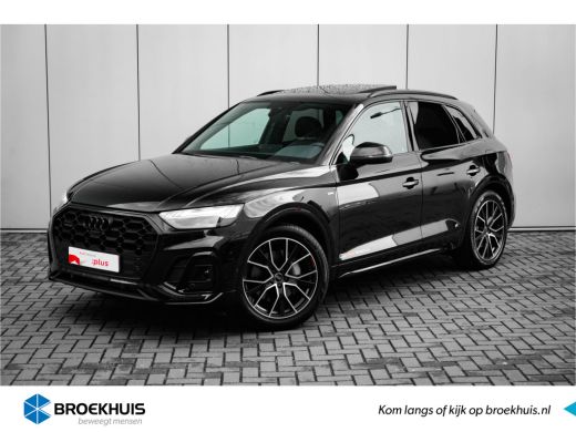 Audi Q5 50 TFSI e S edition Competition I Panoramadak I Luchtvering I Trekhaak | Rondomzicht camera | Ele... Audi Q5 50 TFSI e S edition Competition I Panoramadak I Luchtvering I Trekhaak | Rondomzicht camera | Ele...