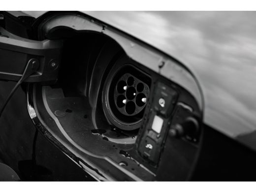 Audi Q5 50 TFSI e S edition Competition I Panoramadak I Luchtvering I Trekhaak | Rondomzicht camera | Ele... ActivLease financial lease