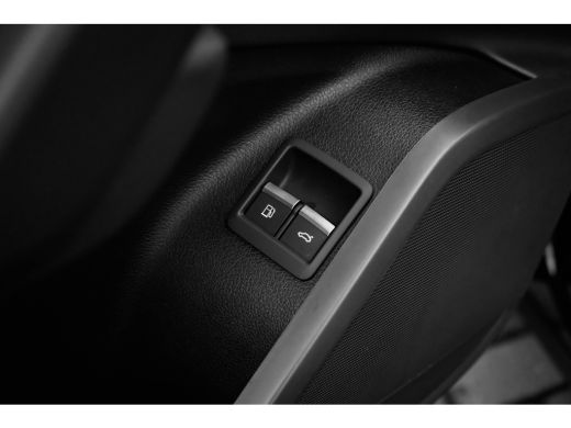 Audi Q5 50 TFSI e S edition Competition I Panoramadak I Luchtvering I Trekhaak | Rondomzicht camera | Ele... ActivLease financial lease