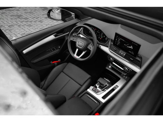 Audi Q5 50 TFSI e S edition Competition I Panoramadak I Luchtvering I Trekhaak | Rondomzicht camera | Ele... ActivLease financial lease