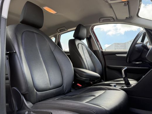 BMW 2 Serie Active Tourer 216d High Exe. Ed. | Navi | Leder | HUD | ActivLease financial lease