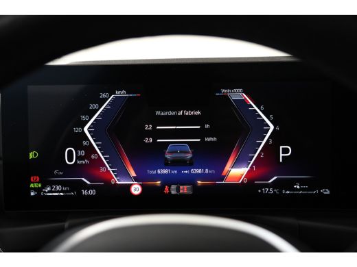 BMW 3 Serie Touring 330e BTW AUTO, Apple Carplay, Harman Kardon, Alcantara ActivLease financial lease