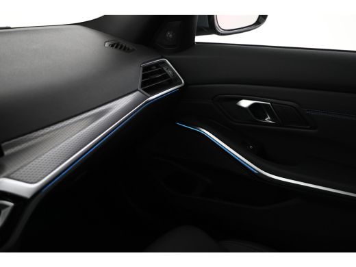 BMW 3 Serie Touring 330e BTW AUTO, Apple Carplay, Harman Kardon, Alcantara ActivLease financial lease