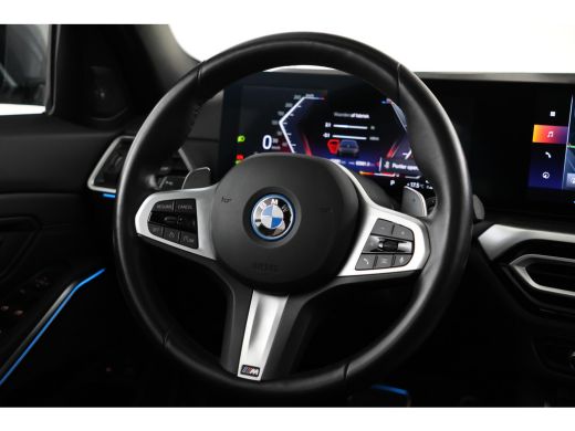 BMW 3 Serie Touring 330e BTW AUTO, Apple Carplay, Harman Kardon, Alcantara ActivLease financial lease