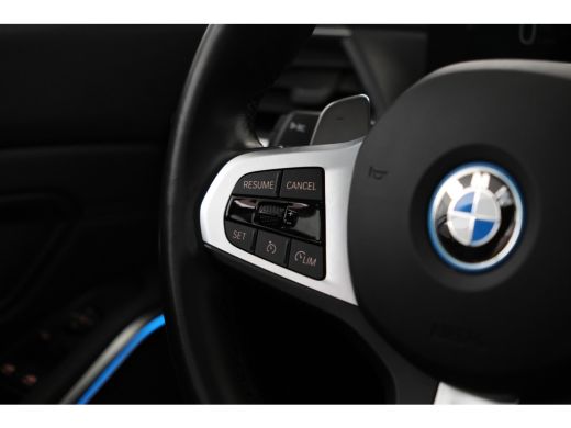 BMW 3 Serie Touring 330e BTW AUTO, Apple Carplay, Harman Kardon, Alcantara ActivLease financial lease