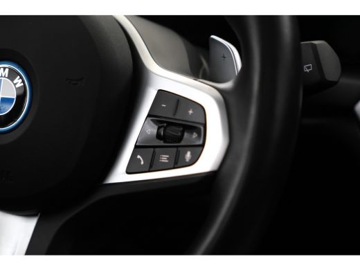 BMW 3 Serie Touring 330e BTW AUTO, Apple Carplay, Harman Kardon, Alcantara ActivLease financial lease