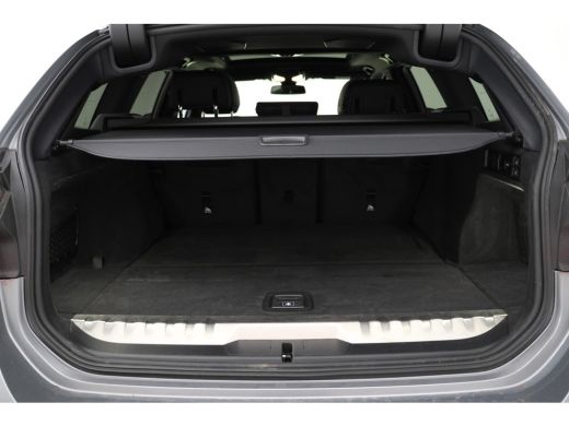 BMW 3 Serie Touring 330e BTW AUTO, Apple Carplay, Harman Kardon, Alcantara ActivLease financial lease