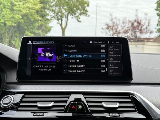 BMW 5 Serie 520e Aut. Hybrid M-Sport Xenon-LED | Navi | BMW Laser | Alcantara | ActivLease financial lease