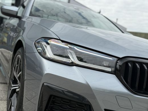 BMW 5 Serie 520e Aut. Hybrid M-Sport Xenon-LED | Navi | BMW Laser | Alcantara | ActivLease financial lease