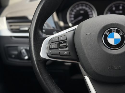 BMW X1 sDrive18d Aut. Exe Editon | Trekhaak | Navi | Camera | ActivLease financial lease