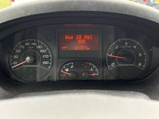 Citroën Jumper 35 2.2 HDI 131 PK ZWAAR / 1e EIG. / L2H2 / AIRCO / NAVI / BLUETOOTH / 3 TONS TREKHAAK / INRICHTING ActivLease financial lease