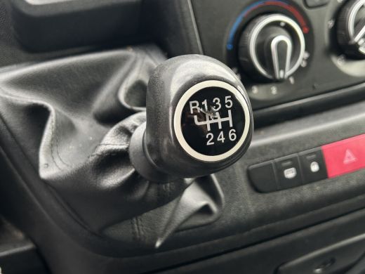 Citroën Jumper 35 2.2 HDI 131 PK ZWAAR / 1e EIG. / L2H2 / AIRCO / NAVI / BLUETOOTH / 3 TONS TREKHAAK / INRICHTING ActivLease financial lease